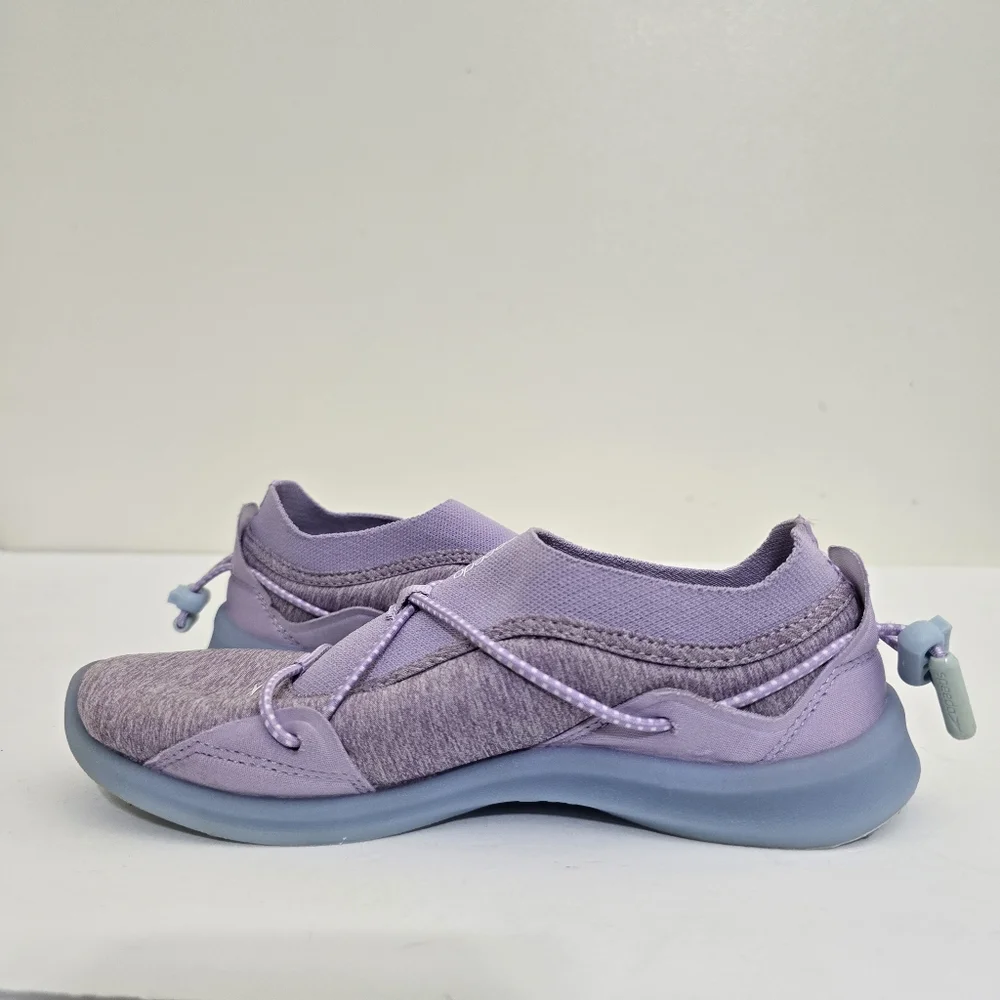 SPEEDO youth size Medium 2/3 Surf Walker Lilac‎ Water Shoes